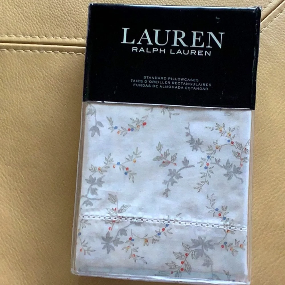 Ralph Lauren Carolyne Vine Pillowcases.